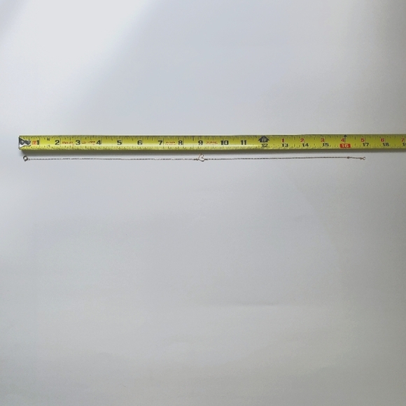 One-of-a-kind 14k gold dainty heart necklace - Picture 7 of 7